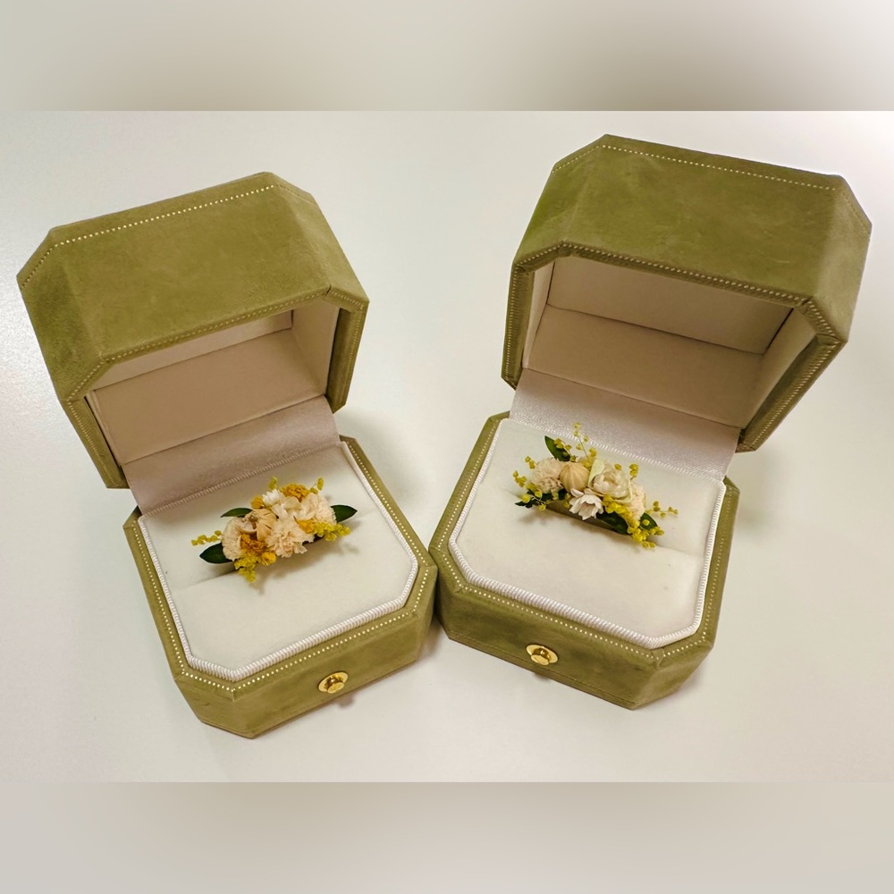 NWT Eternal(preserved) Flower Wedding Rings💒💍